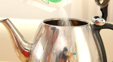 how to descale a kettle