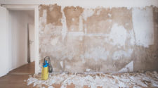 3 Best Ways to Remove Wallpaper